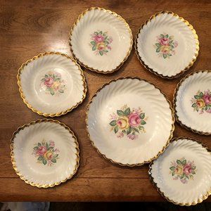Dessert bowl with 6 individual plates